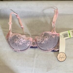 NWT Jezebel Soft Pink and Lavender Lace Bra